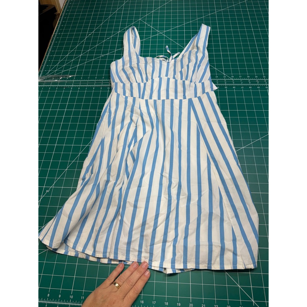 Old Navy Blue White Striped Sleeveless Smocked Mini Dress XS 886812-02-1